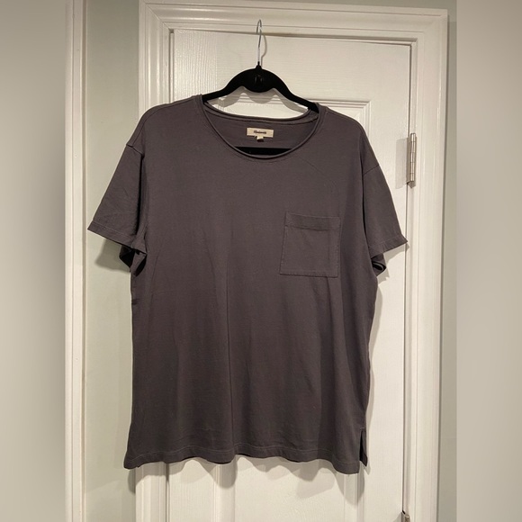 NWOT Madewell Size XS Charcoal Gray Short Sleeve Crew Split Hem Pocket Tee Shirt - Picture 1 of 11